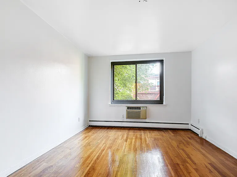 171 Vose Avenue — Photo 6