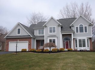 867 Rolins Run, Webster, NY 14580