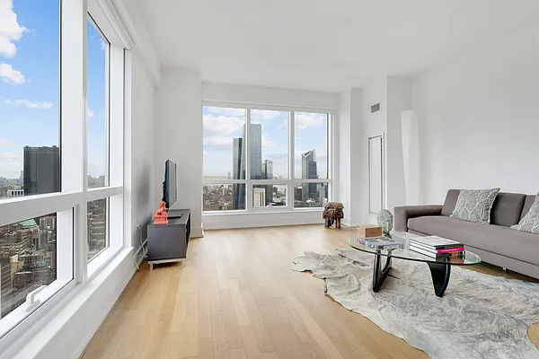 Sold by Kretz Family Real Estate | media 3