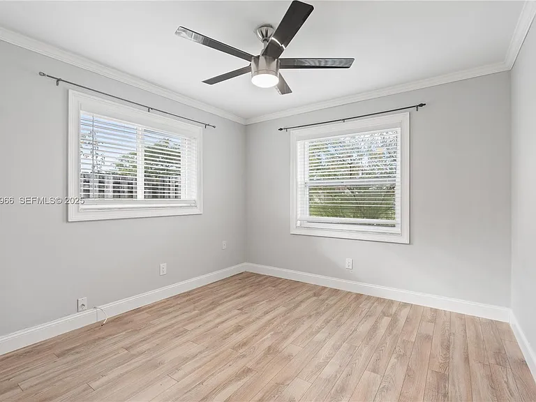 8930 NW 23rd St — Photo 5