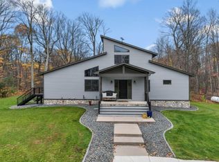 34010 Pioneer Ave, Center City, MN 55012