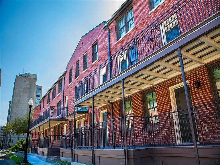 Bienville Basin Apartments — Photo 31