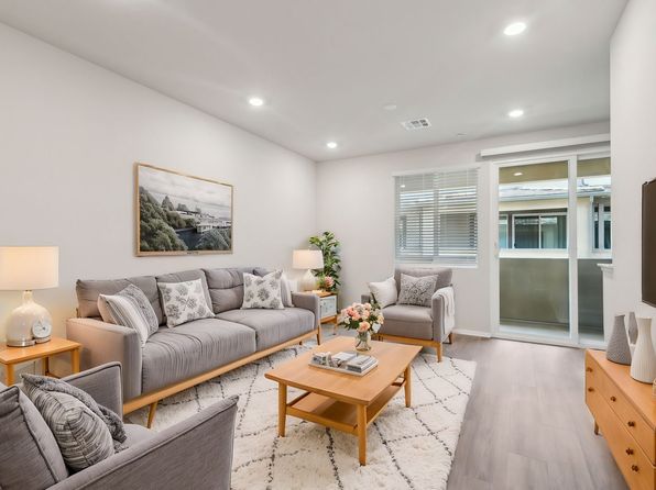 2405 Saltbush Dr, San Marcos, CA 92069