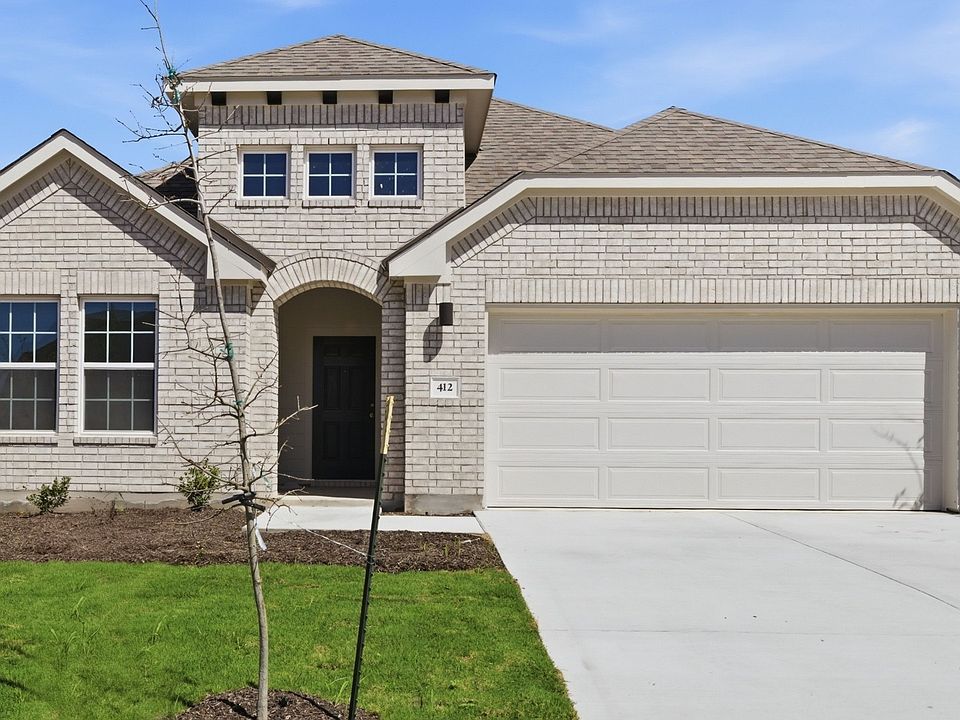 1st image of 412 Quail Convey Dr