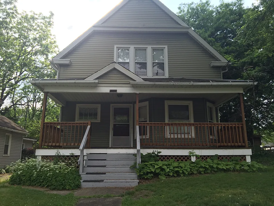 446 S Prospect St #UP