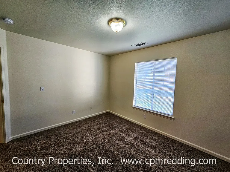 971 Paramount Way — Photo 20