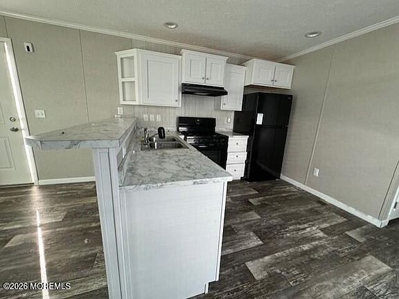 3rd image of 22 Avenue C