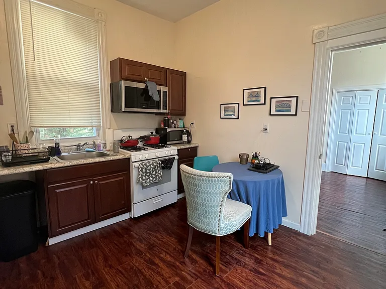 304 S Pacific Ave #1B — Photo 15