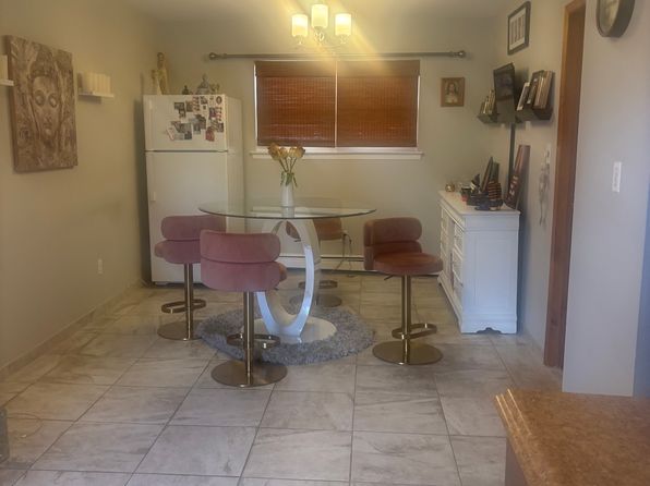 (undisclosed Address)