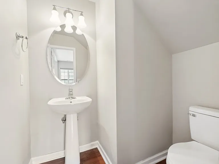 8223 Pilots View Dr — Photo 13