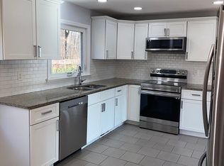 267 Rowley St, Agawam, MA 01001