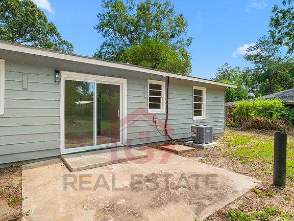 5th image of 1305 Garland St