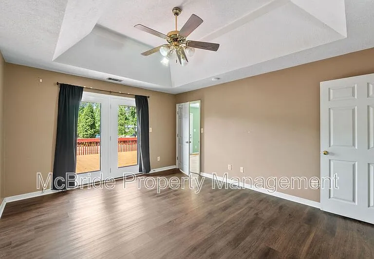 928 Hunting Horn Way W — Photo 13