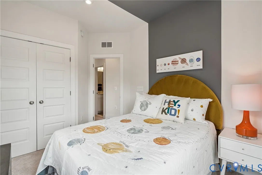 4 bed, 2000 sqft, $2,900 — Photo 4