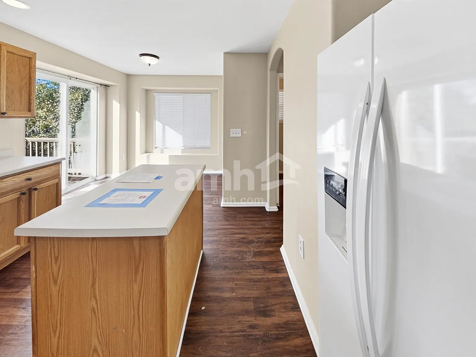 3 bed, 2.5 bath, 2127 sqft, $2,860 — Photo 4