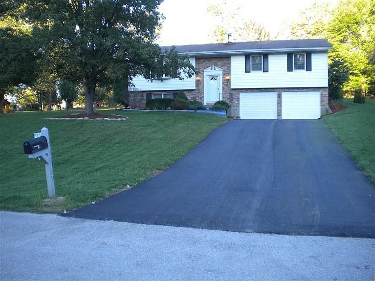 1st image of 10481 Madonna Dr