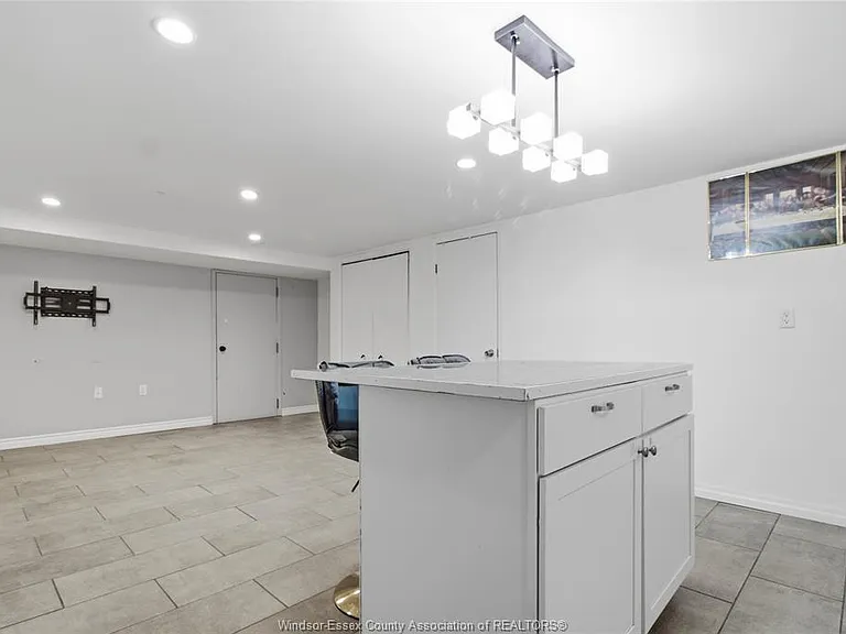 1784 Partington Ave #LOWER — Photo 1