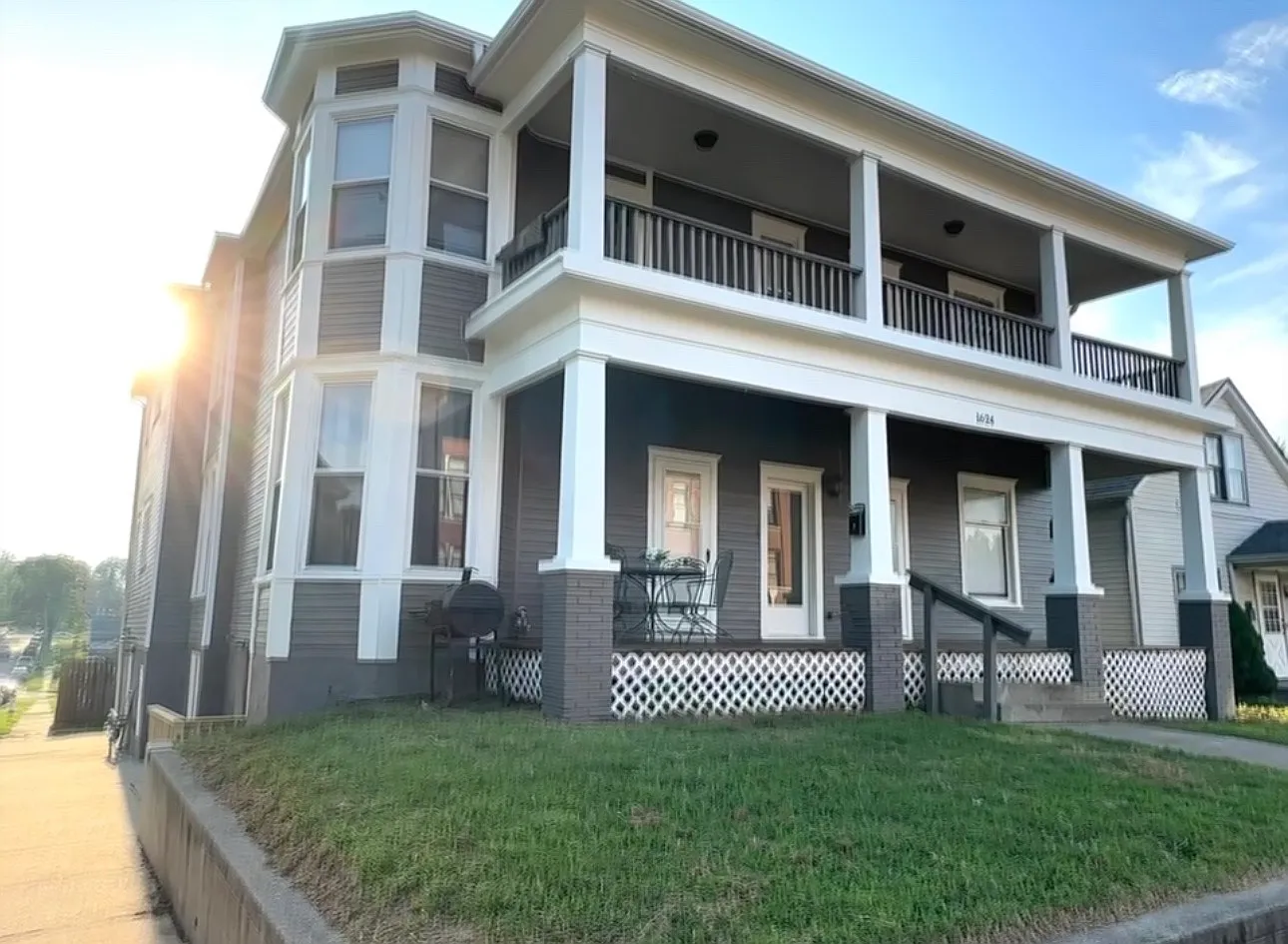 2 bed, $1,150 — Photo 1