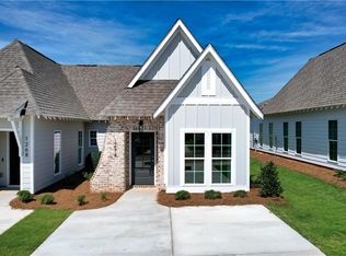 1274 Hidden Den Trl, Opelika, AL 36801