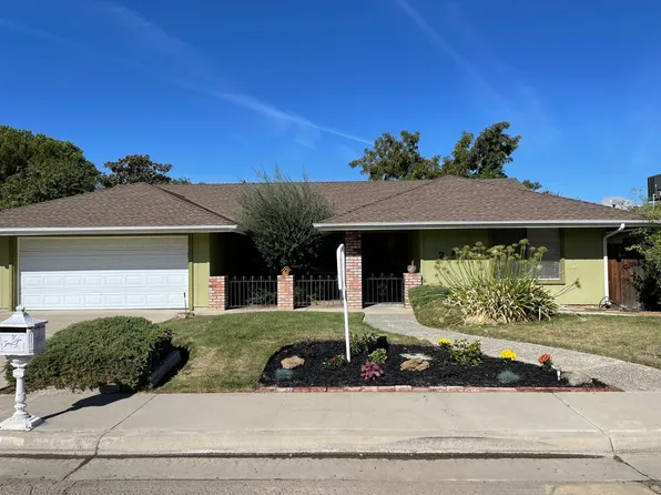 2110 E Cardella St, Firebaugh, CA 93622