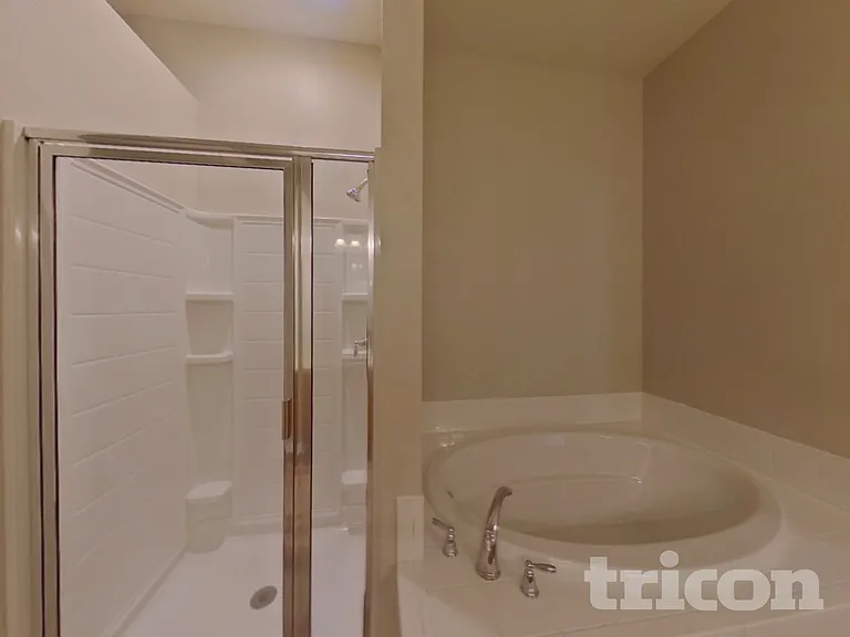 1132 Hill Flower Dr — Photo 10