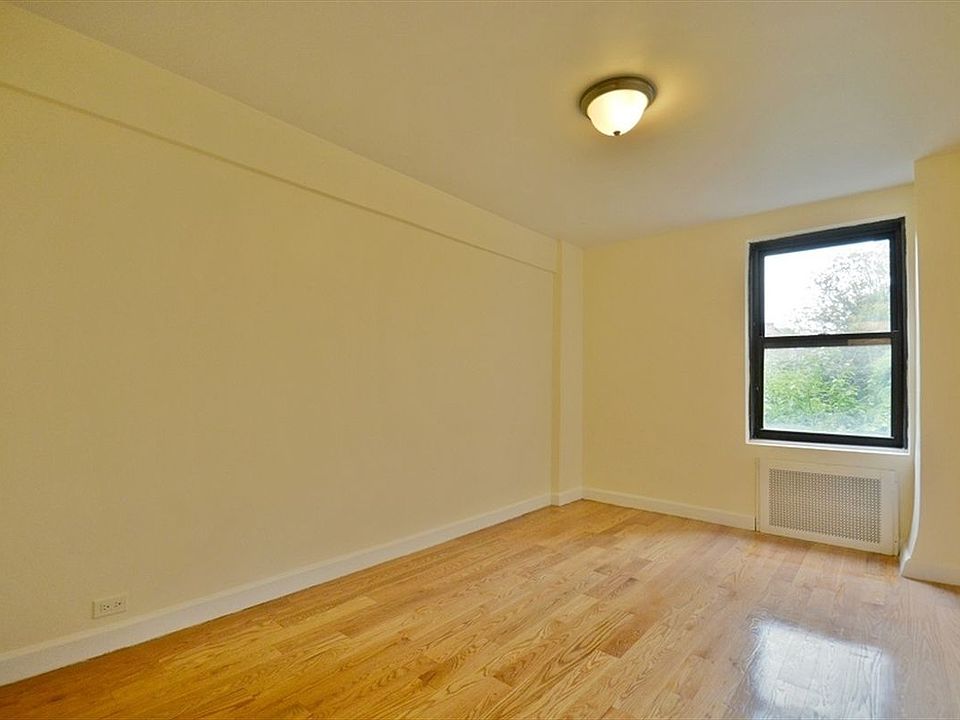 2nd image of 99 Lafayette Ave APT 6G