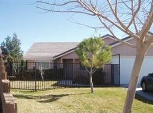 44810 Fenhold St, Lancaster, CA 93535