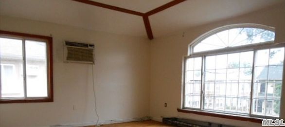 2nd image of 13750 Thurston St #1
