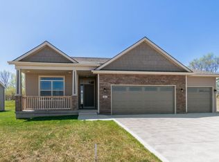 2813 NW 21st St, Ankeny, IA 50023