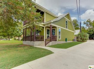 1177 Stonewall St, New Braunfels, TX 78130
