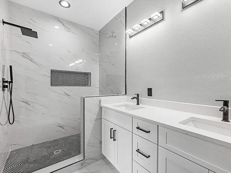1084 Junell St #A — Photo 10