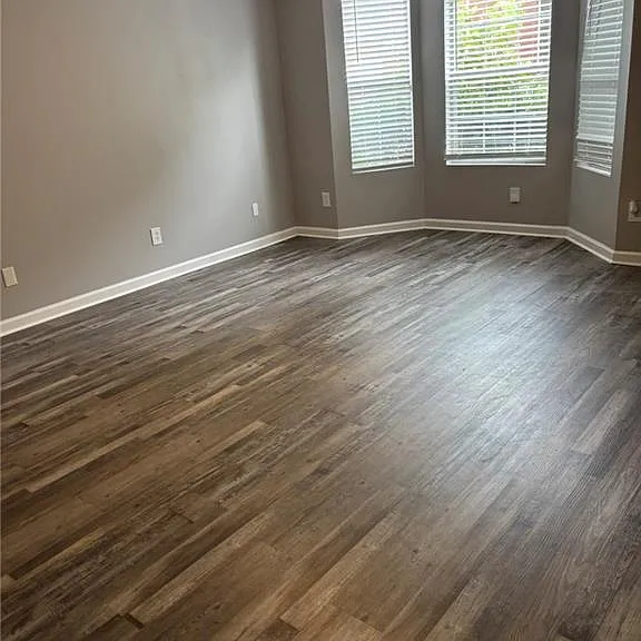 5739 Windfall Ln — Photo 5