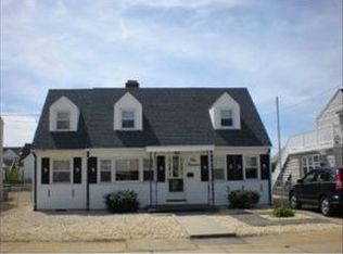 114 E 18th St, Long Beach, NJ 08008