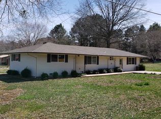 480 Meadowood Dr, Springville, TN 38256