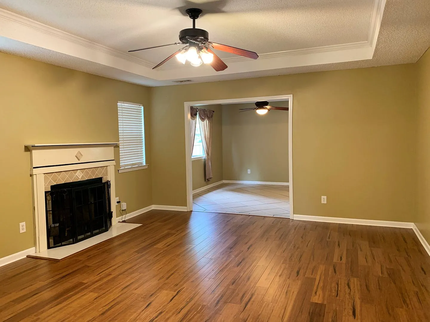 Super Cute 3BD/2B Home in Veterans School Zone — Photo 2