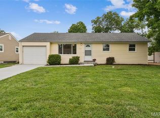 9516 Marbob Dr, Saint Louis, MO 63123