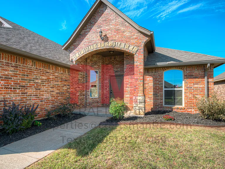 3421 Canton Trl — Photo 3