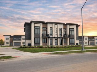 3310 University Blvd, Ames, IA 50010