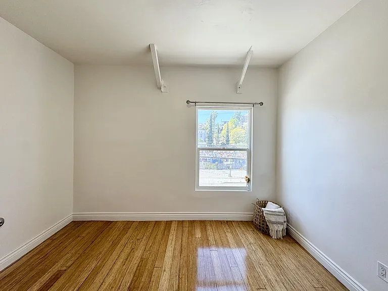 1101 Westerly Terrace — Photo 35