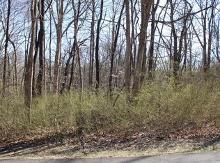 77 Louise Dr, Granville, OH 43023