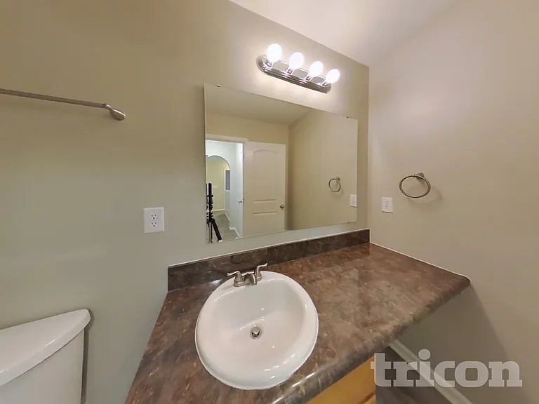 2027 Shadow Creek Blvd — Photo 15