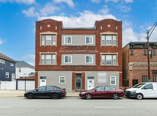 4413 W Montrose Ave APT 3, Chicago, IL 60641