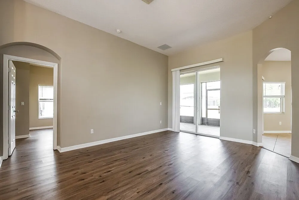 4 bed, 3.0 bath, 2260 sqft, $3,190 — Photo 3