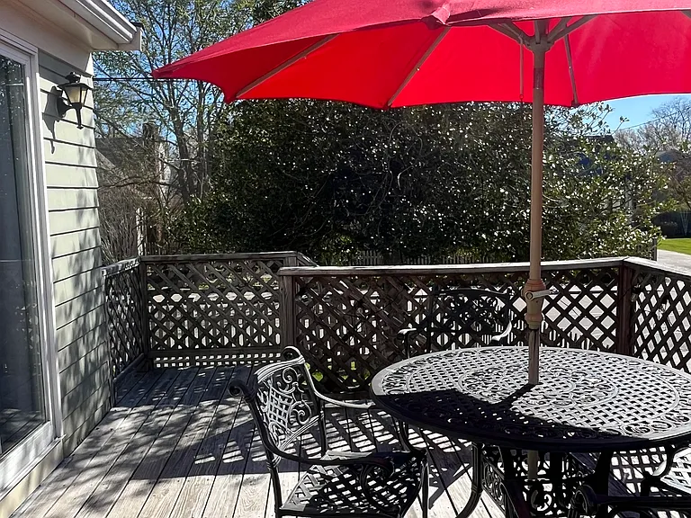 16 Robinson St — Photo 27