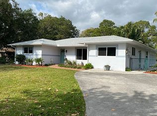 8295 S Virginia Ave, Palm Beach Gardens, FL 33418