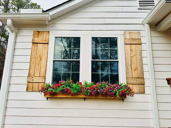 2nd image of 2720 Kennerly Rd