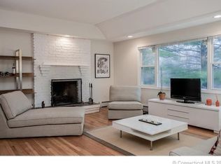 1126 Long Hill Rd, Guilford, CT 06437