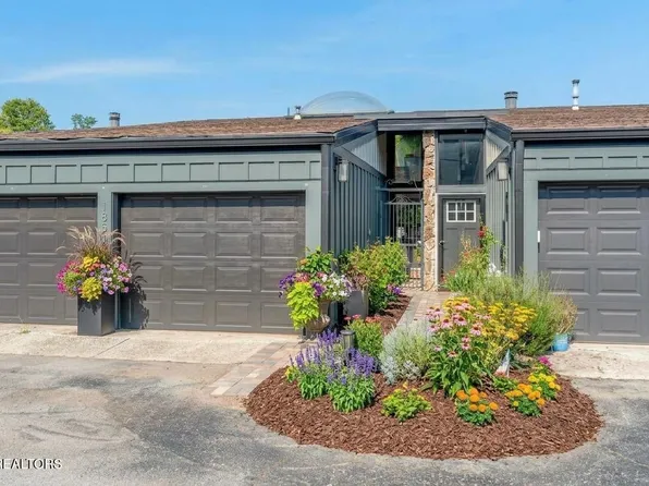 1851 Cherokee Bluff Dr, Knoxville, TN 37920
