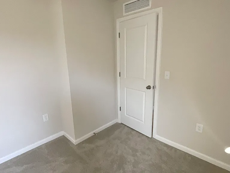 14184 Crimson Ave — Photo 7