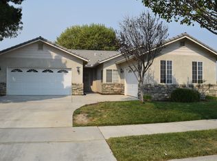 511 Bluejay Ave, Lemoore, CA 93245